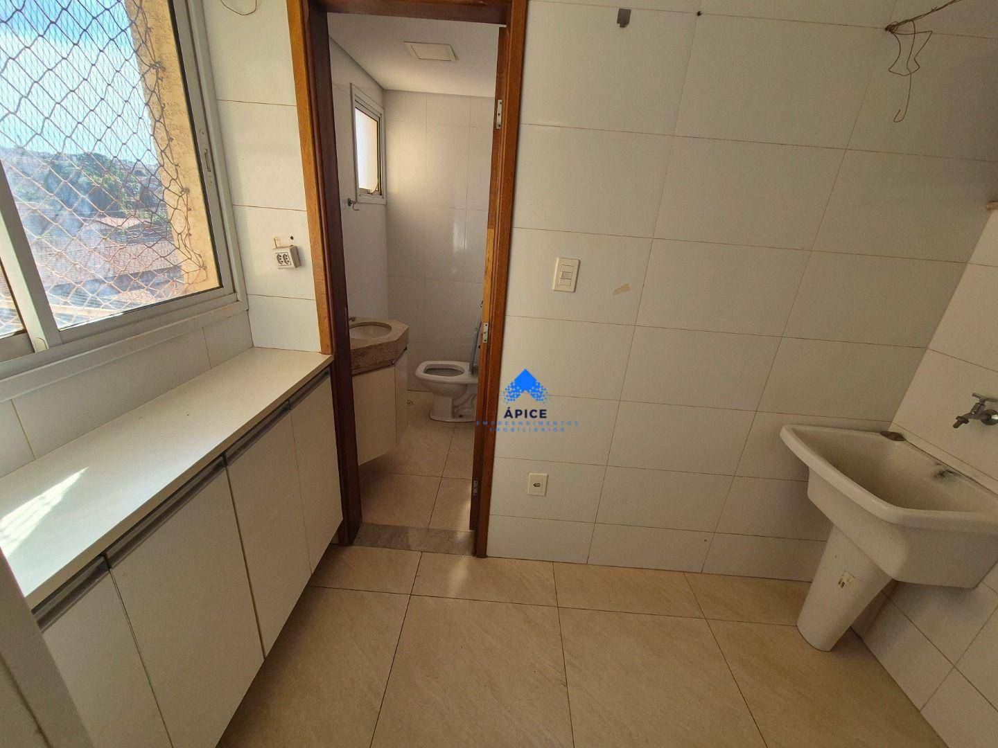 Apartamento para alugar com 3 quartos, 100m² - Foto 9