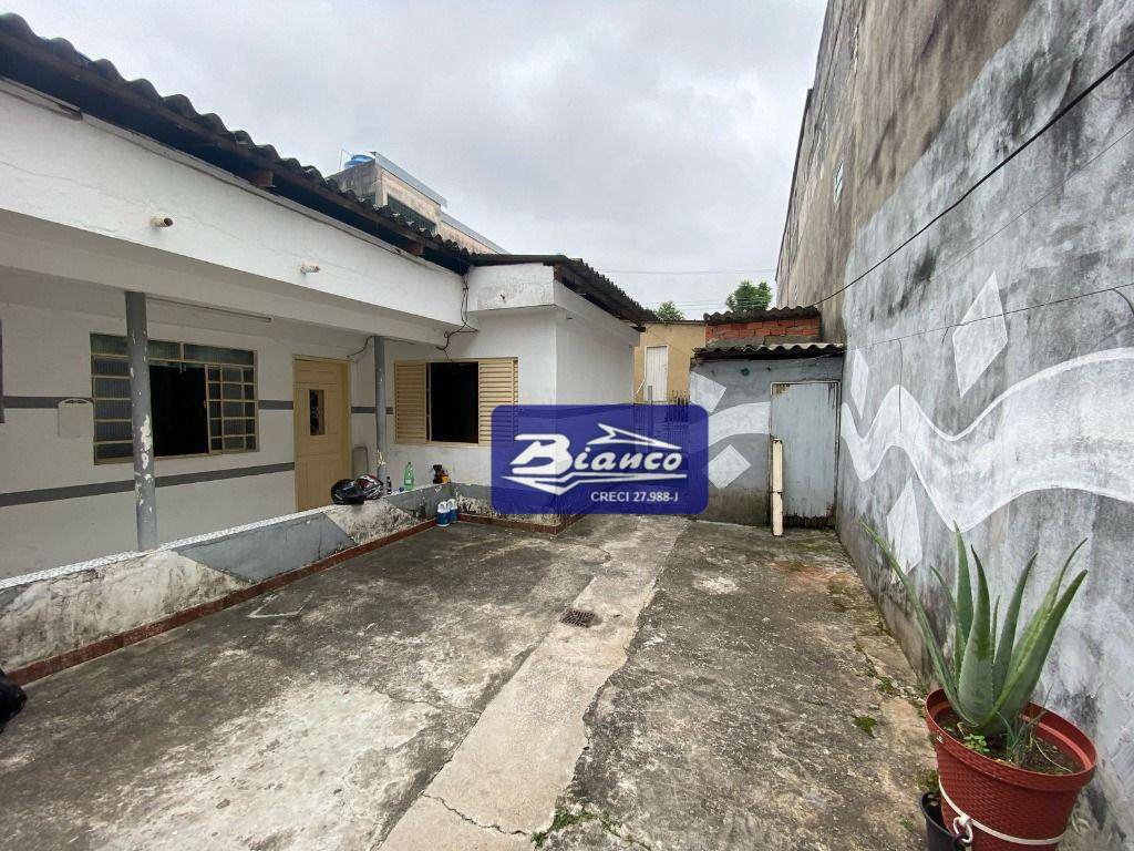 Casa à venda com 2 quartos, 280m² - Foto 5