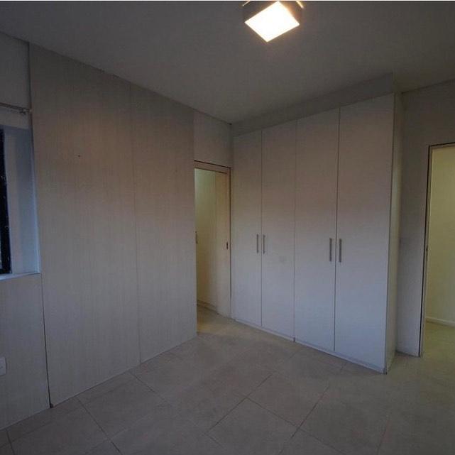 Apartamento à venda com 3 quartos, 331m² - Foto 4