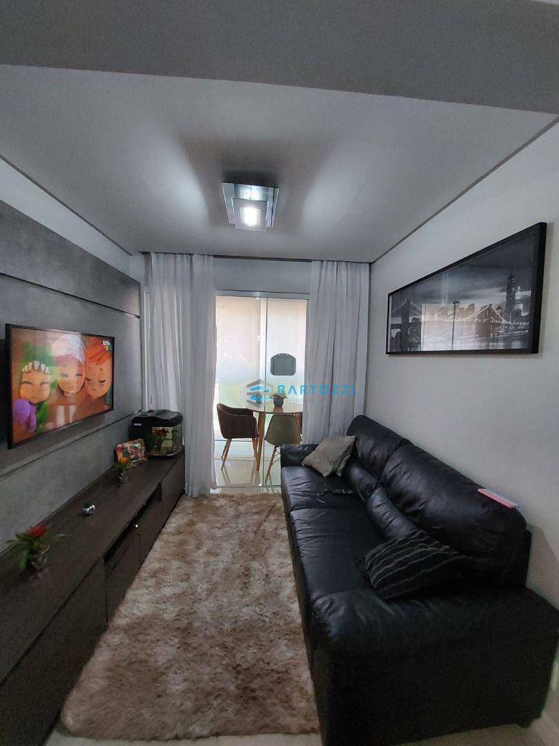 Apartamento à venda com 2 quartos, 71m² - Foto 2