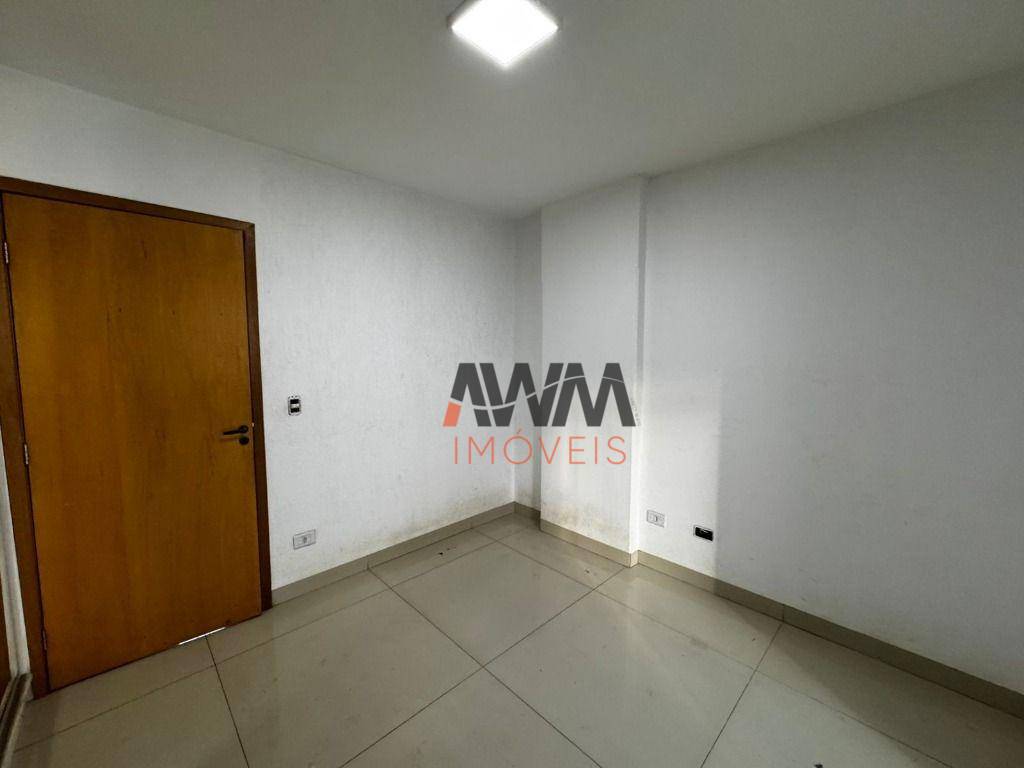 Apartamento à venda com 4 quartos, 140m² - Foto 19