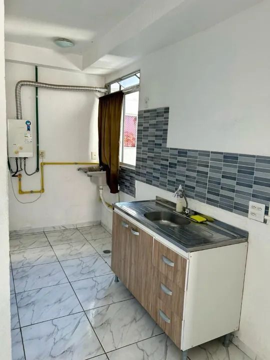 Apartamento à venda com 2 quartos, 45m² - Foto 2