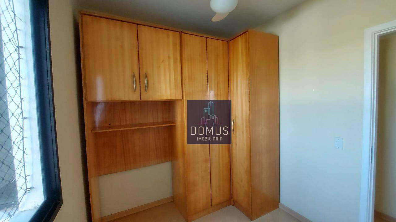 Apartamento à venda com 3 quartos, 70m² - Foto 10