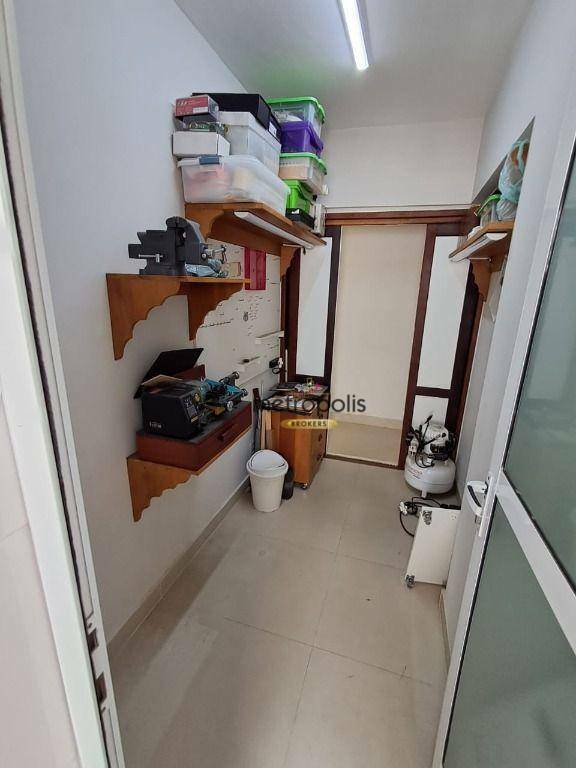 Apartamento à venda com 3 quartos, 122m² - Foto 12