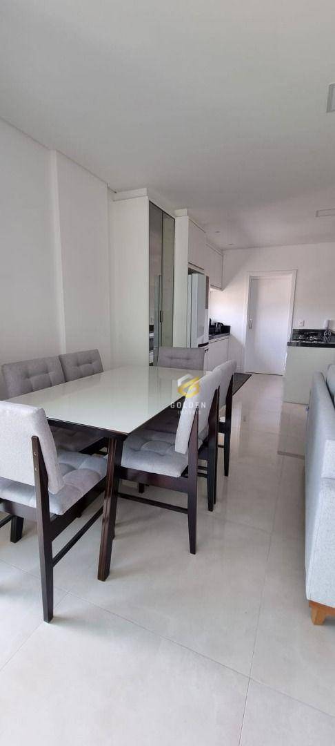 Apartamento à venda com 3 quartos, 111m² - Foto 1