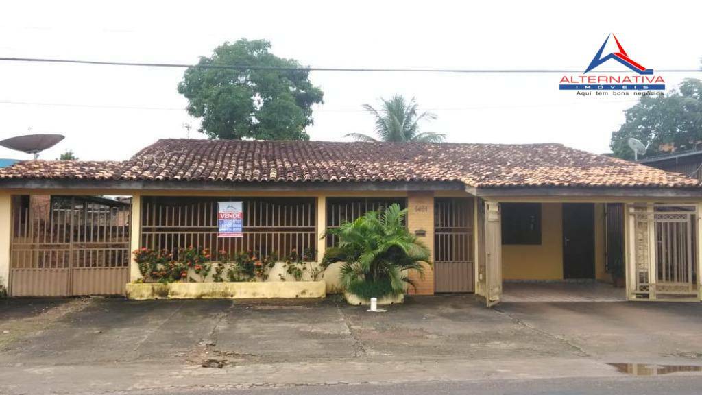 Casa à venda com 4 quartos, 200m² - Foto 1