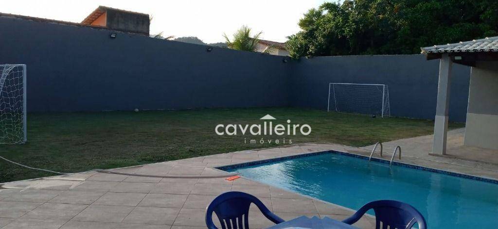 Casa à venda com 3 quartos, 250m² - Foto 4