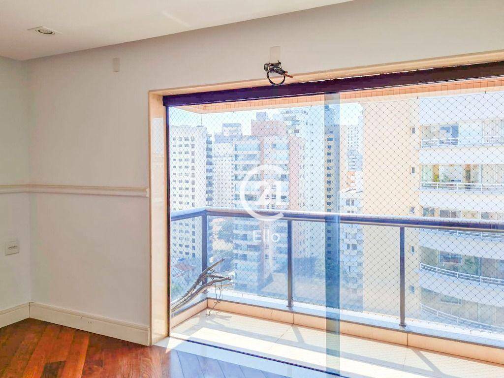 Apartamento à venda com 3 quartos, 267m² - Foto 6