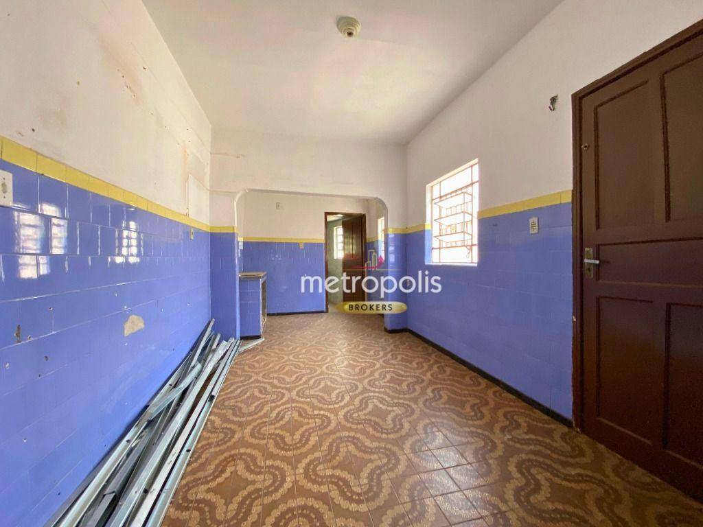 Casa à venda e aluguel com 3 quartos, 250m² - Foto 25