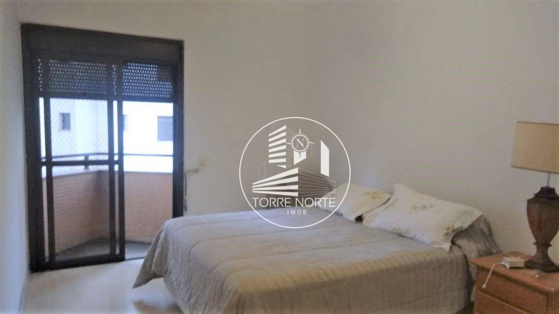 Apartamento à venda com 3 quartos, 188m² - Foto 12