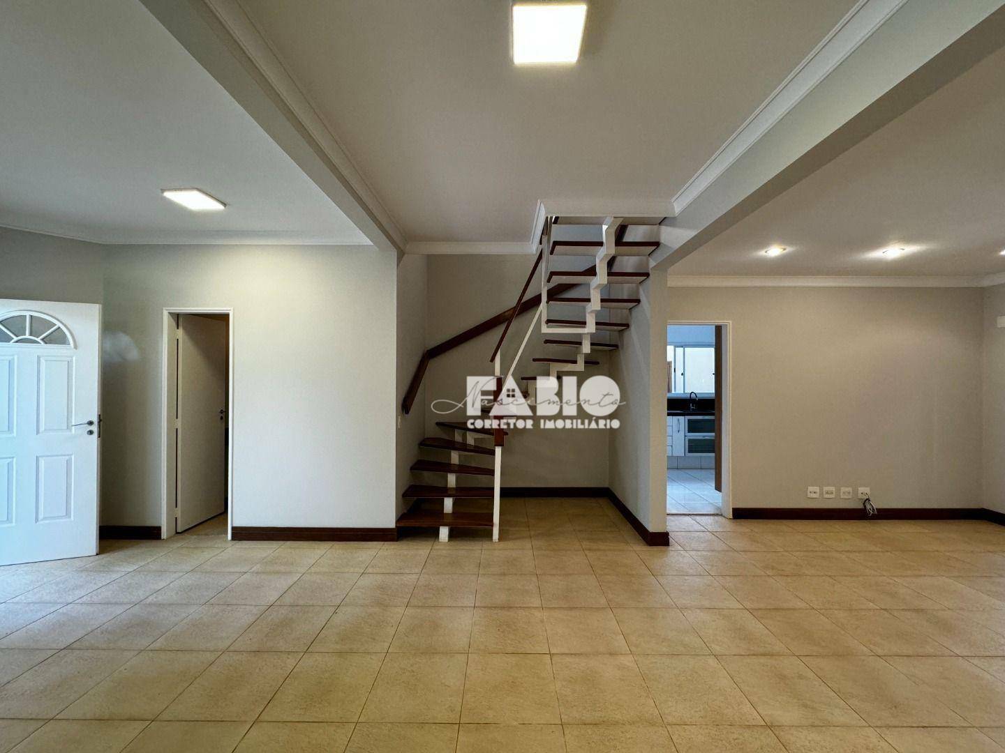 Casa de Condomínio à venda com 4 quartos, 250m² - Foto 8