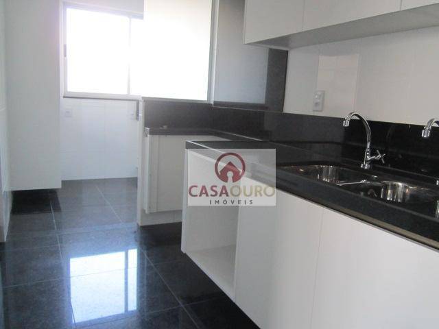 Apartamento à venda com 4 quartos, 133m² - Foto 5