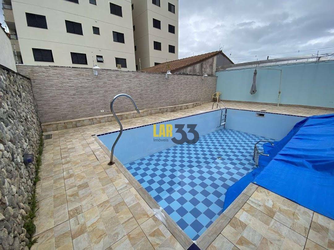 Casa à venda com 3 quartos, 334m² - Foto 19