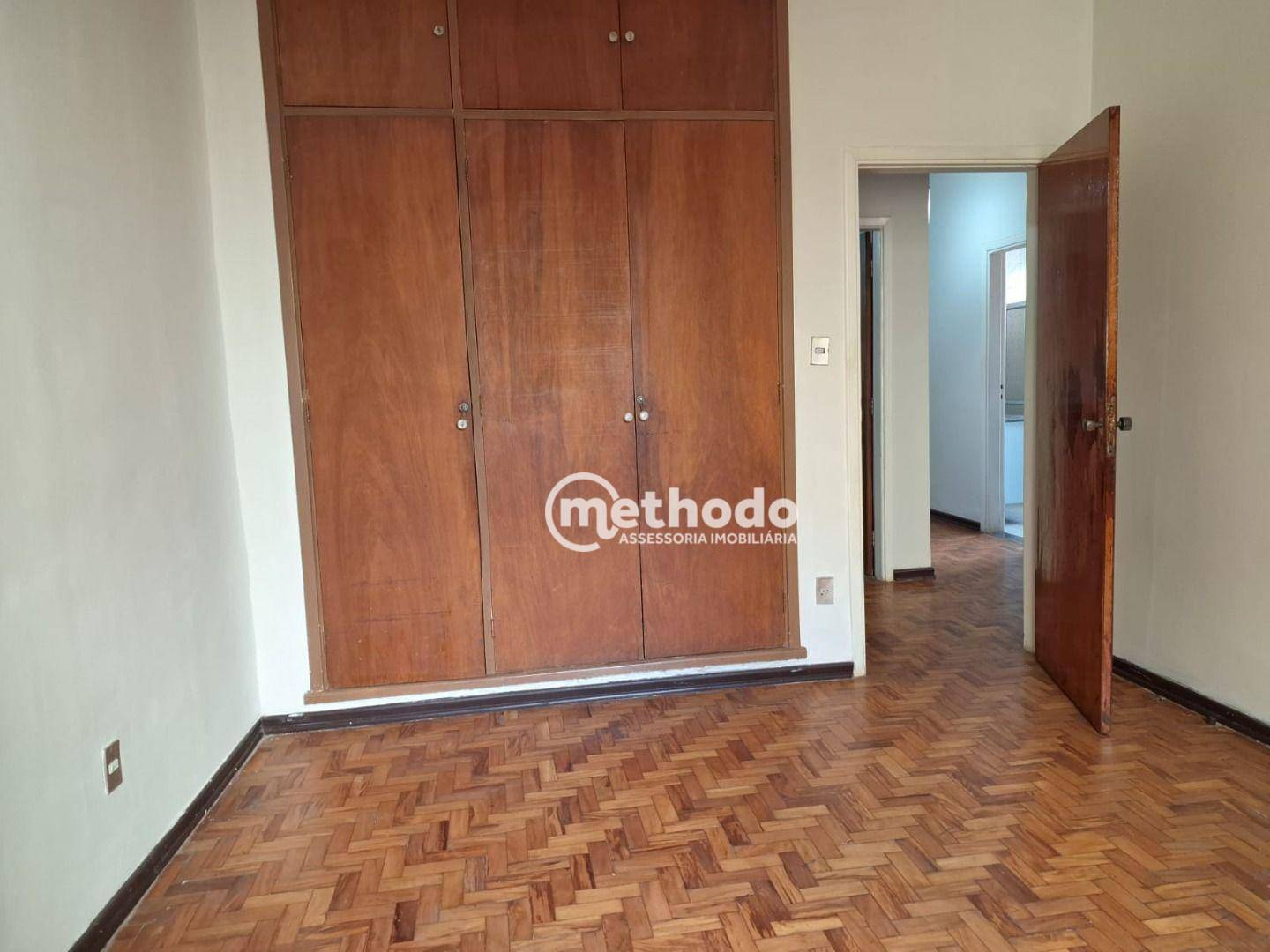 Casa à venda com 3 quartos, 203m² - Foto 25