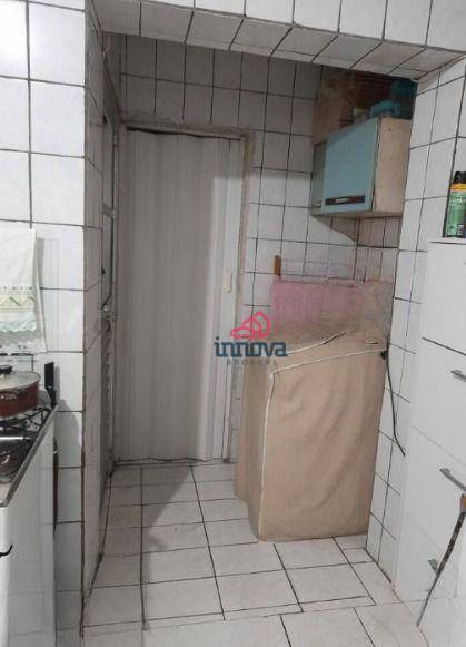 Casa à venda com 3 quartos, 90m² - Foto 5