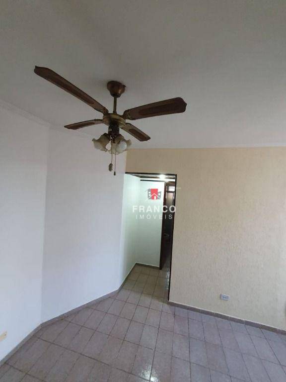 Apartamento à venda com 1 quarto, 45m² - Foto 6