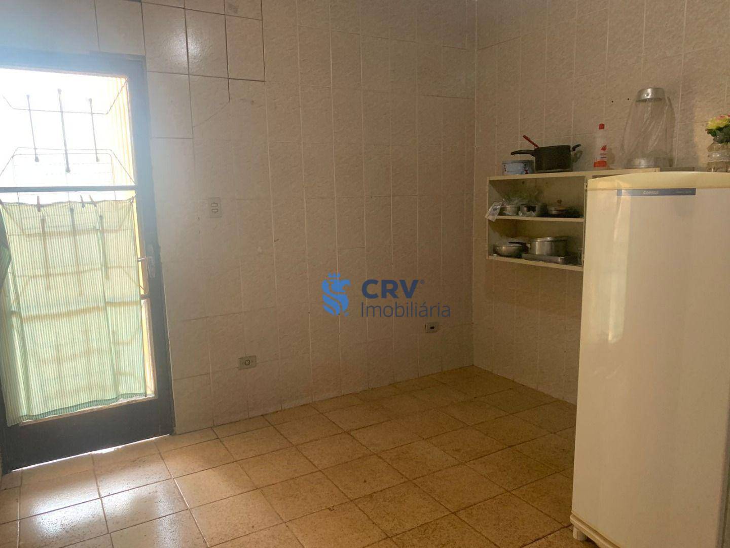 Casa à venda com 7 quartos, 245m² - Foto 9