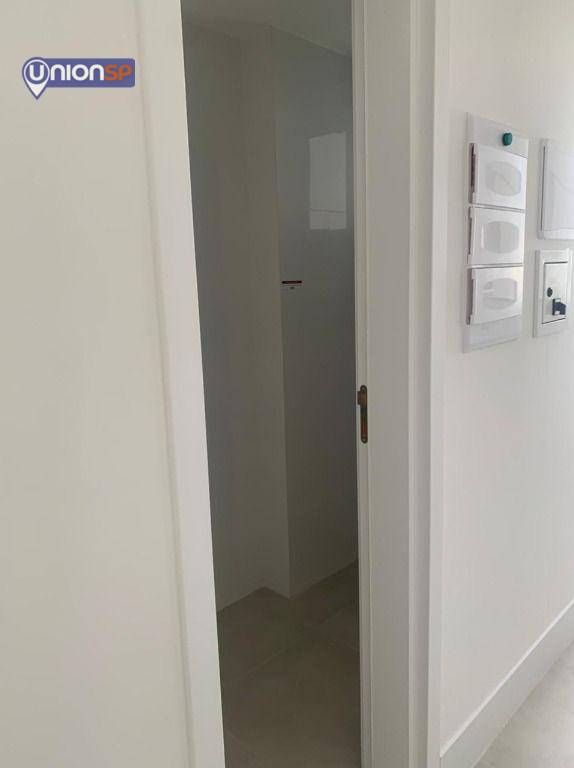 Apartamento à venda com 3 quartos, 128m² - Foto 37