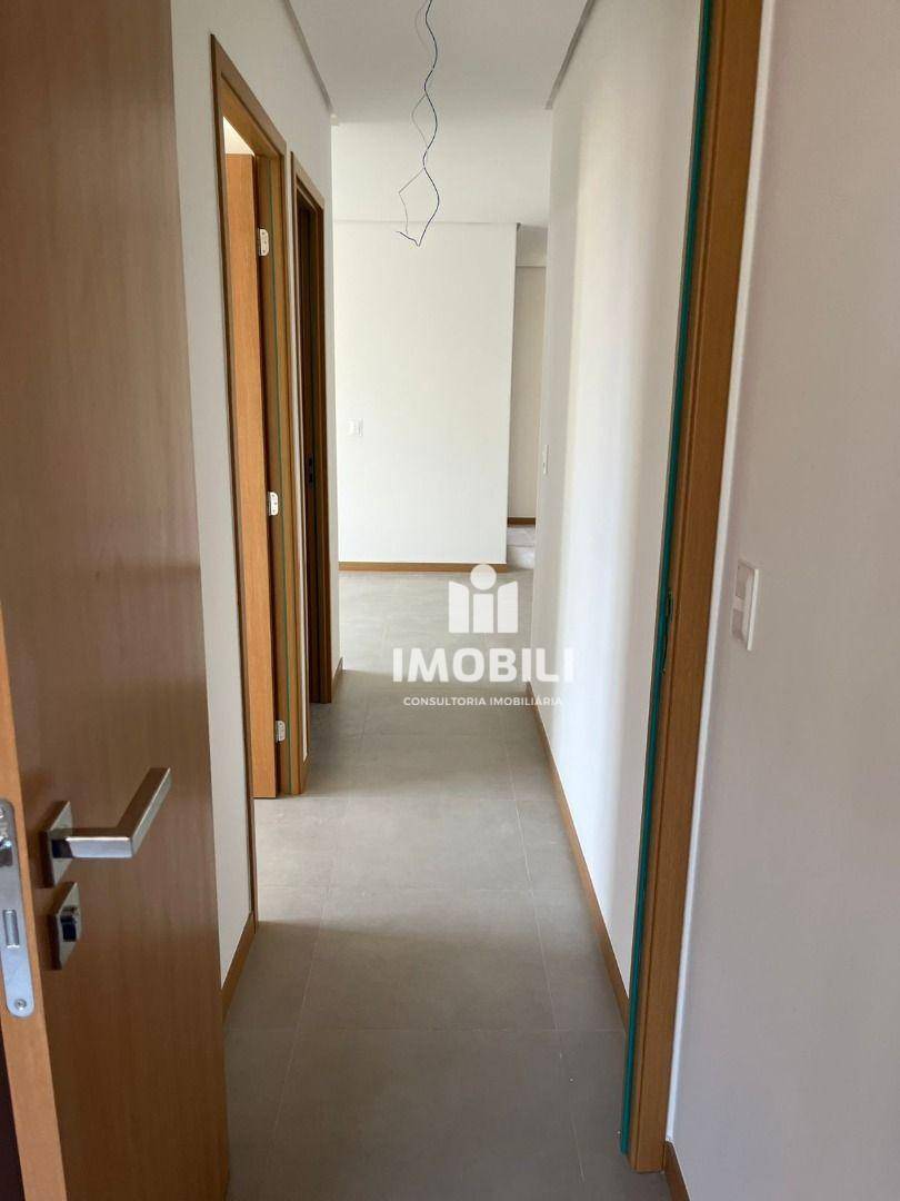 Apartamento à venda com 2 quartos, 70m² - Foto 14