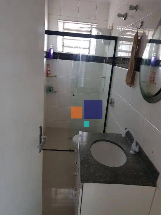 Casa à venda com 4 quartos, 200m² - Foto 16