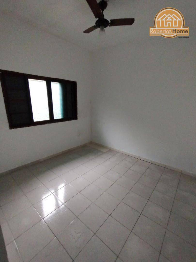 Casa à venda com 2 quartos, 107m² - Foto 12