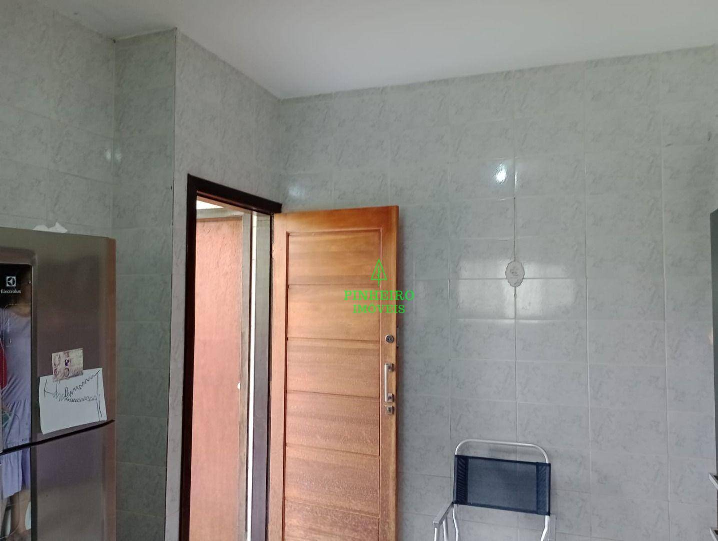 Casa à venda com 3 quartos, 168m² - Foto 13