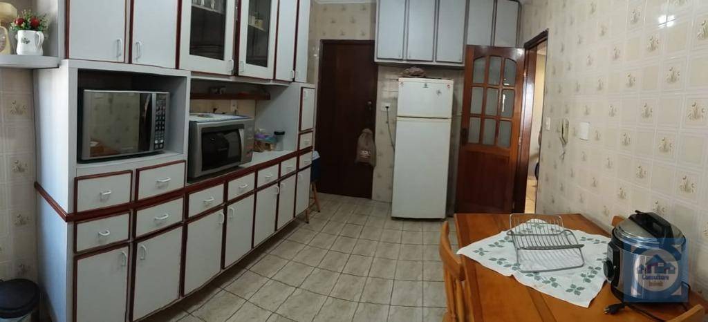 Apartamento à venda com 2 quartos, 90m² - Foto 12