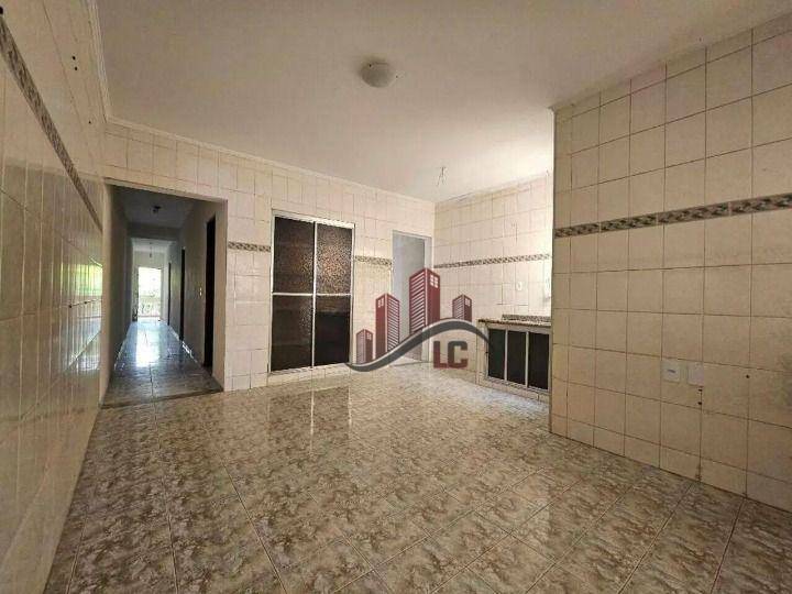 Casa à venda com 3 quartos, 220m² - Foto 6