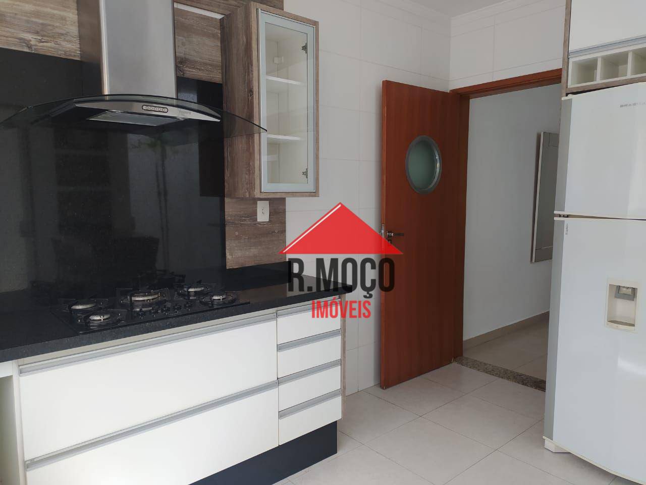 Sobrado à venda com 3 quartos, 184m² - Foto 5