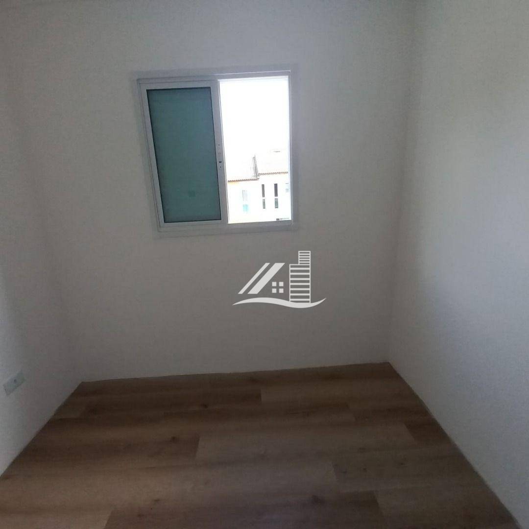 Sobrado à venda com 3 quartos, 160m² - Foto 2