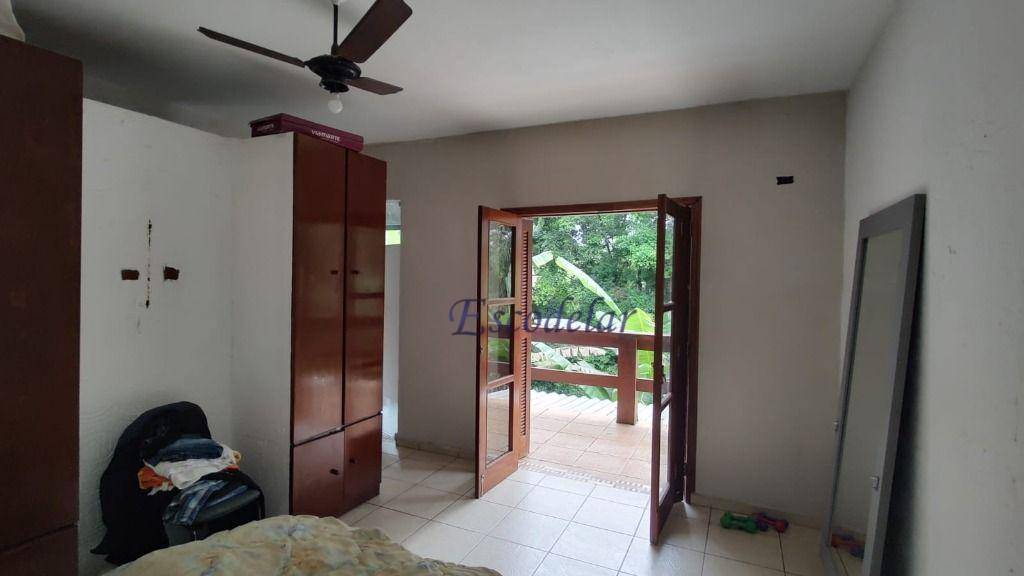 Casa à venda com 4 quartos, 250m² - Foto 17