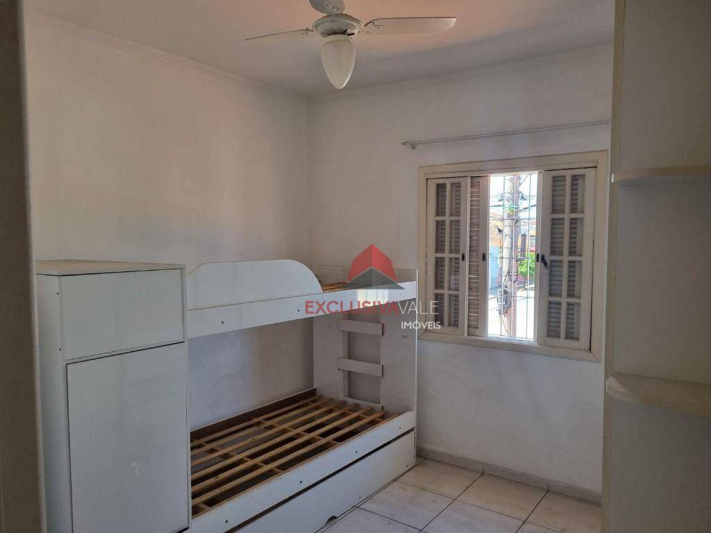 Casa à venda com 2 quartos, 80m² - Foto 17
