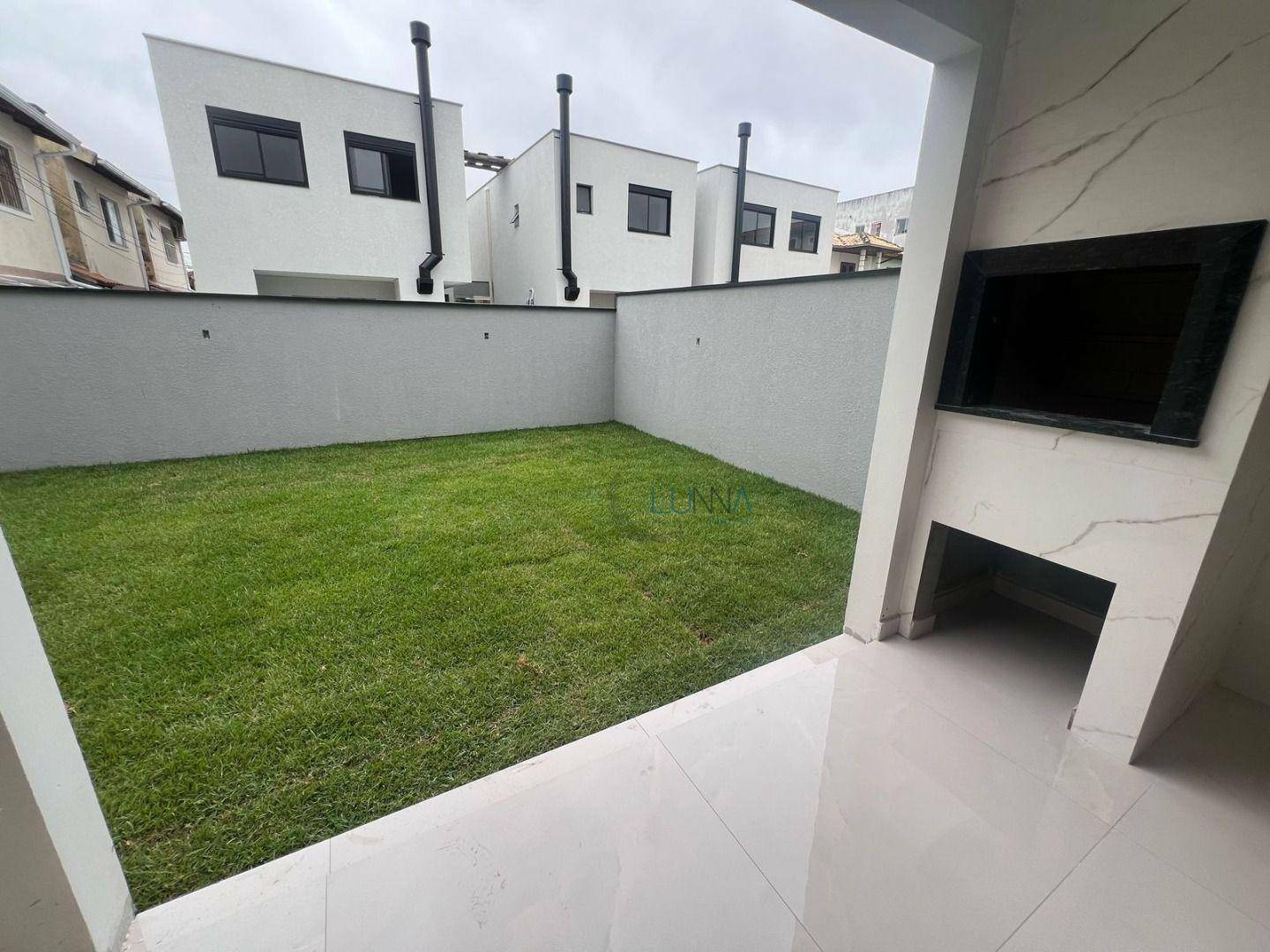 Casa à venda com 3 quartos, 123m² - Foto 14