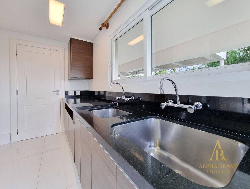Casa de Condomínio à venda com 3 quartos, 475m² - Foto 17