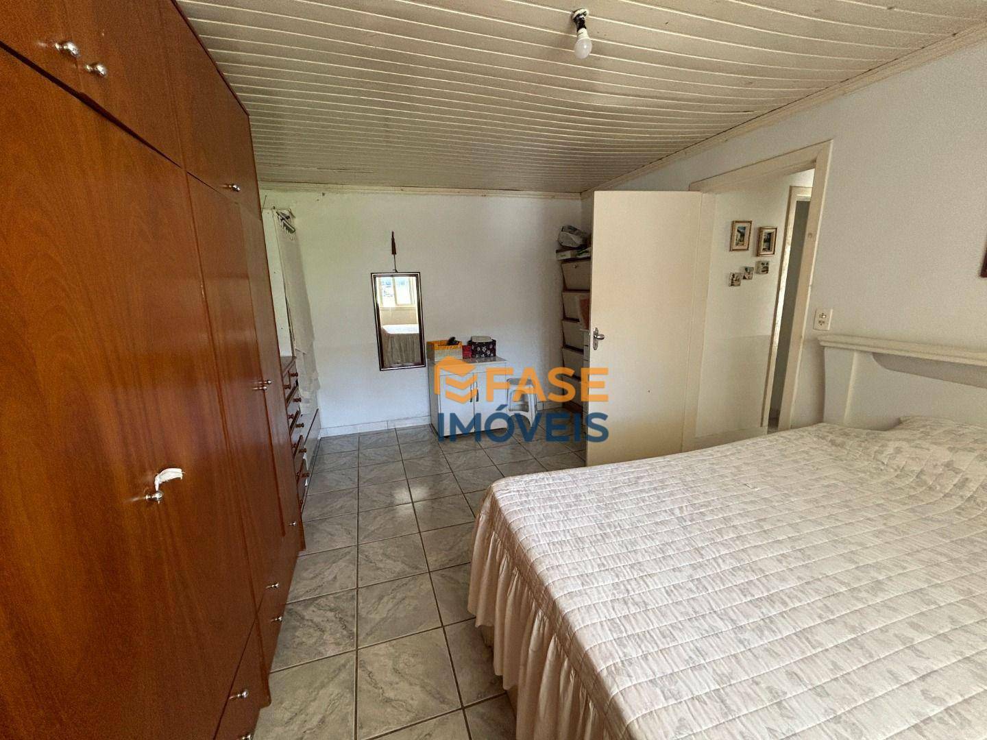 Casa à venda com 2 quartos, 230m² - Foto 16