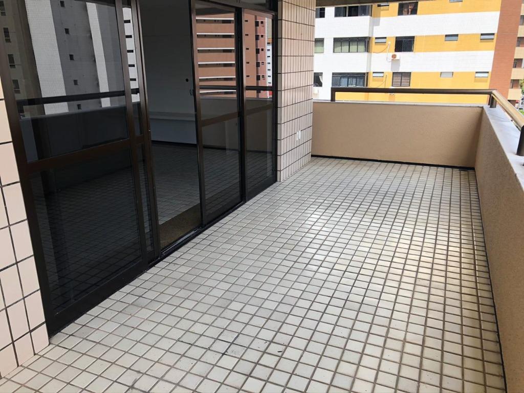 Apartamento à venda com 3 quartos, 215m² - Foto 8