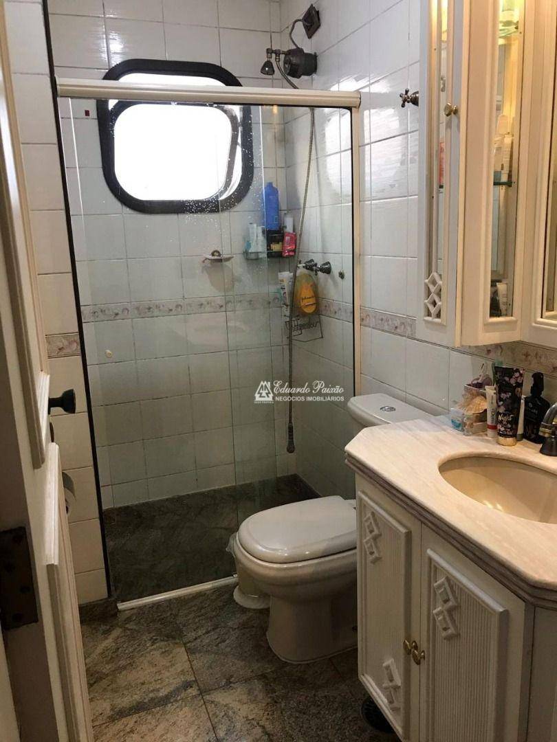 Apartamento à venda com 4 quartos, 230m² - Foto 25