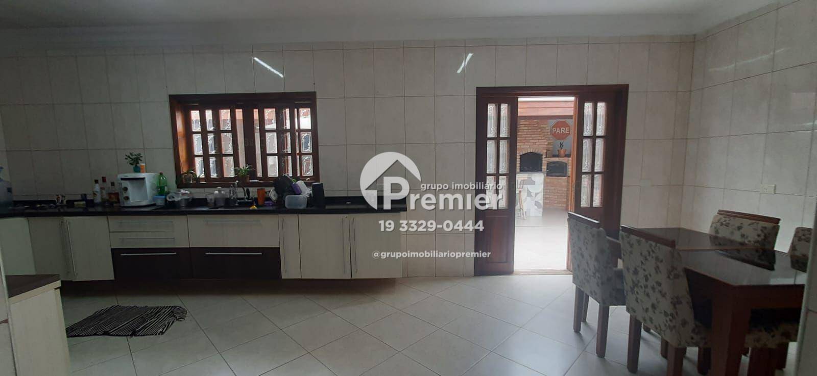 Casa à venda com 3 quartos, 256m² - Foto 14