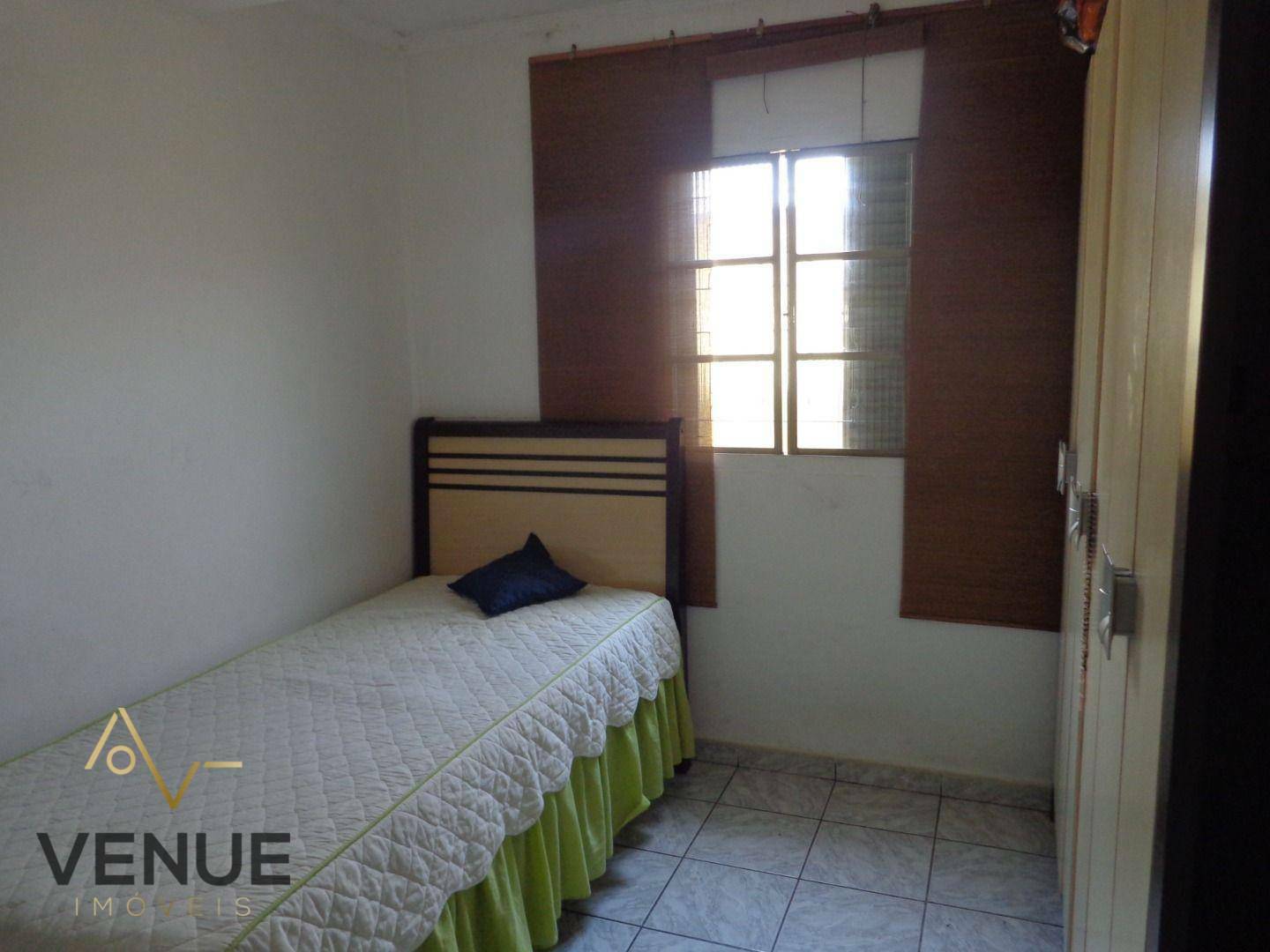 Sobrado à venda com 3 quartos, 200m² - Foto 8