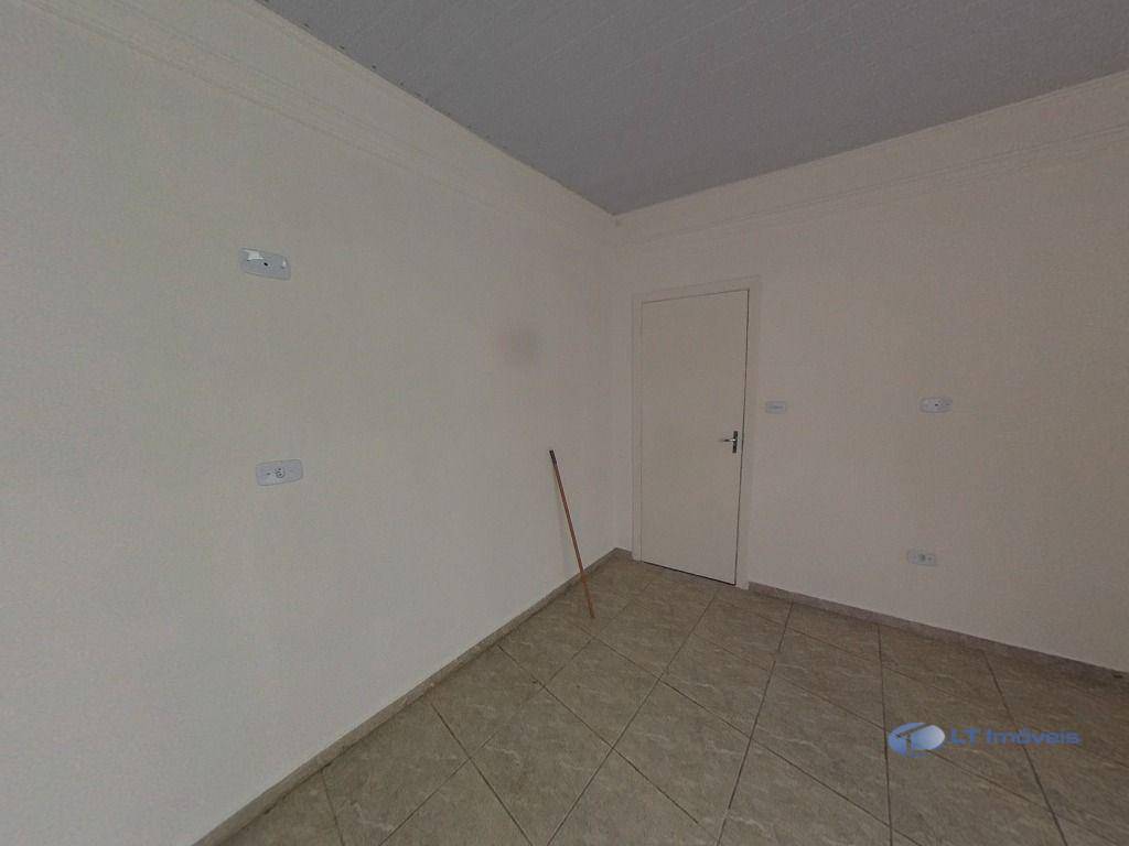 Casa para alugar com 3 quartos, 112m² - Foto 12