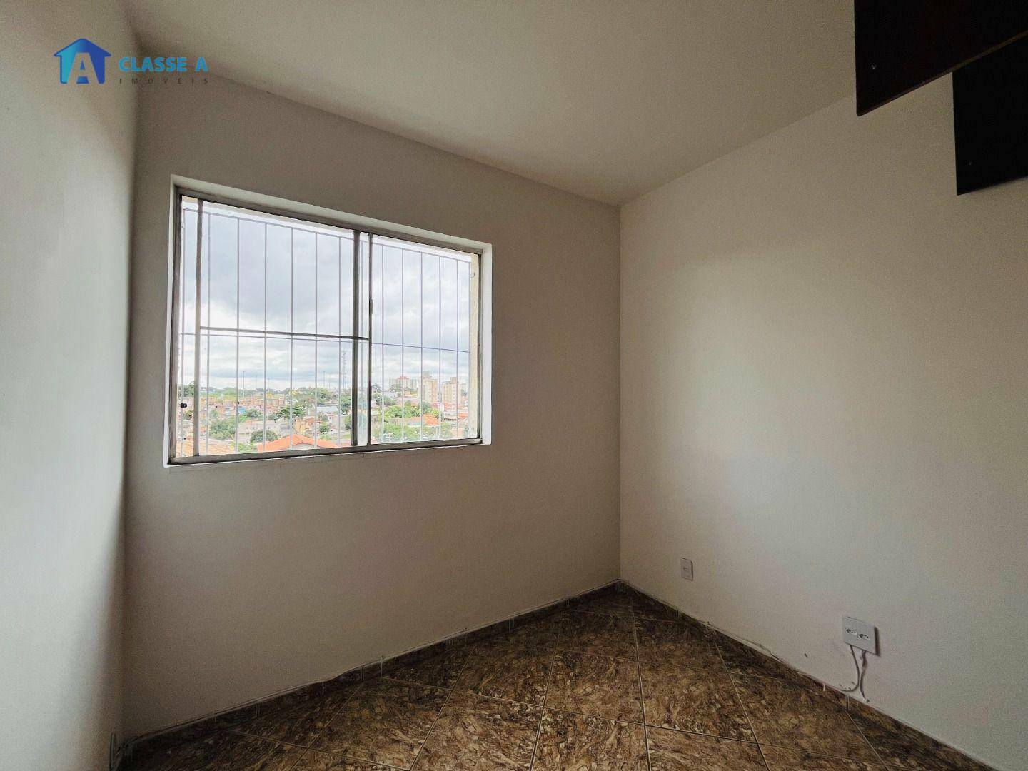 Apartamento à venda com 3 quartos, 105m² - Foto 4