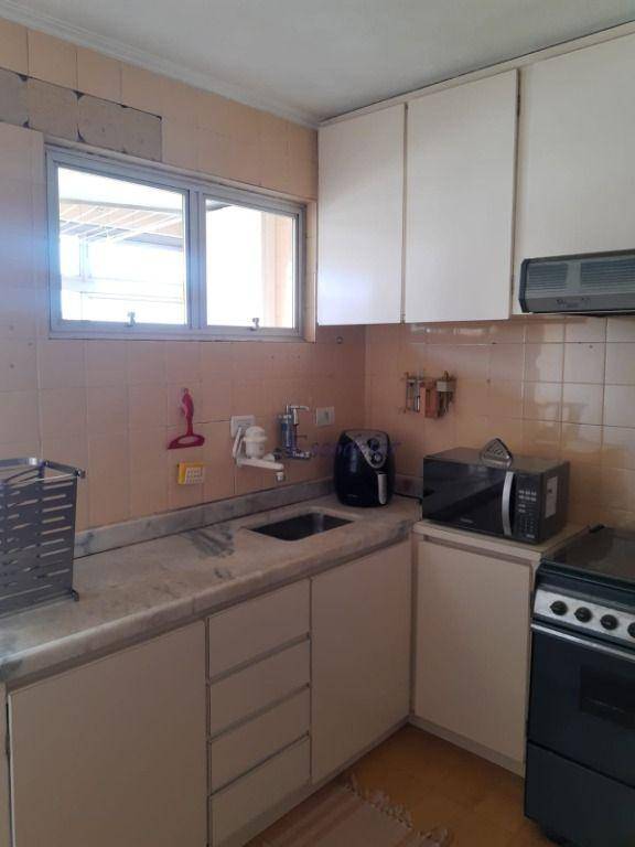 Apartamento à venda com 2 quartos, 68m² - Foto 5