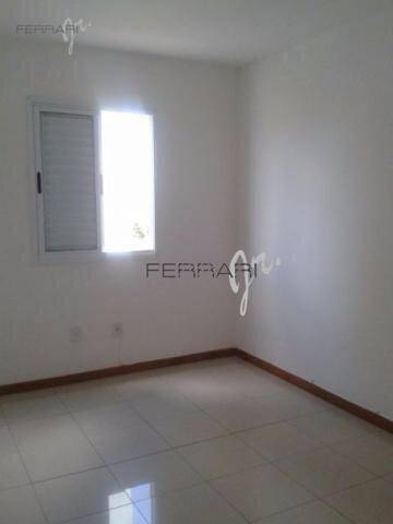 Apartamento à venda com 2 quartos, 65m² - Foto 15