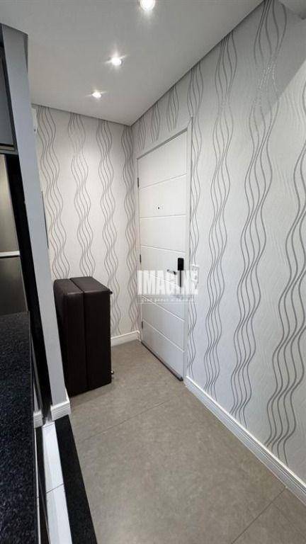 Apartamento à venda com 2 quartos, 64m² - Foto 23