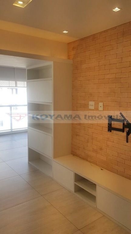 Apartamento à venda com 3 quartos, 100m² - Foto 4