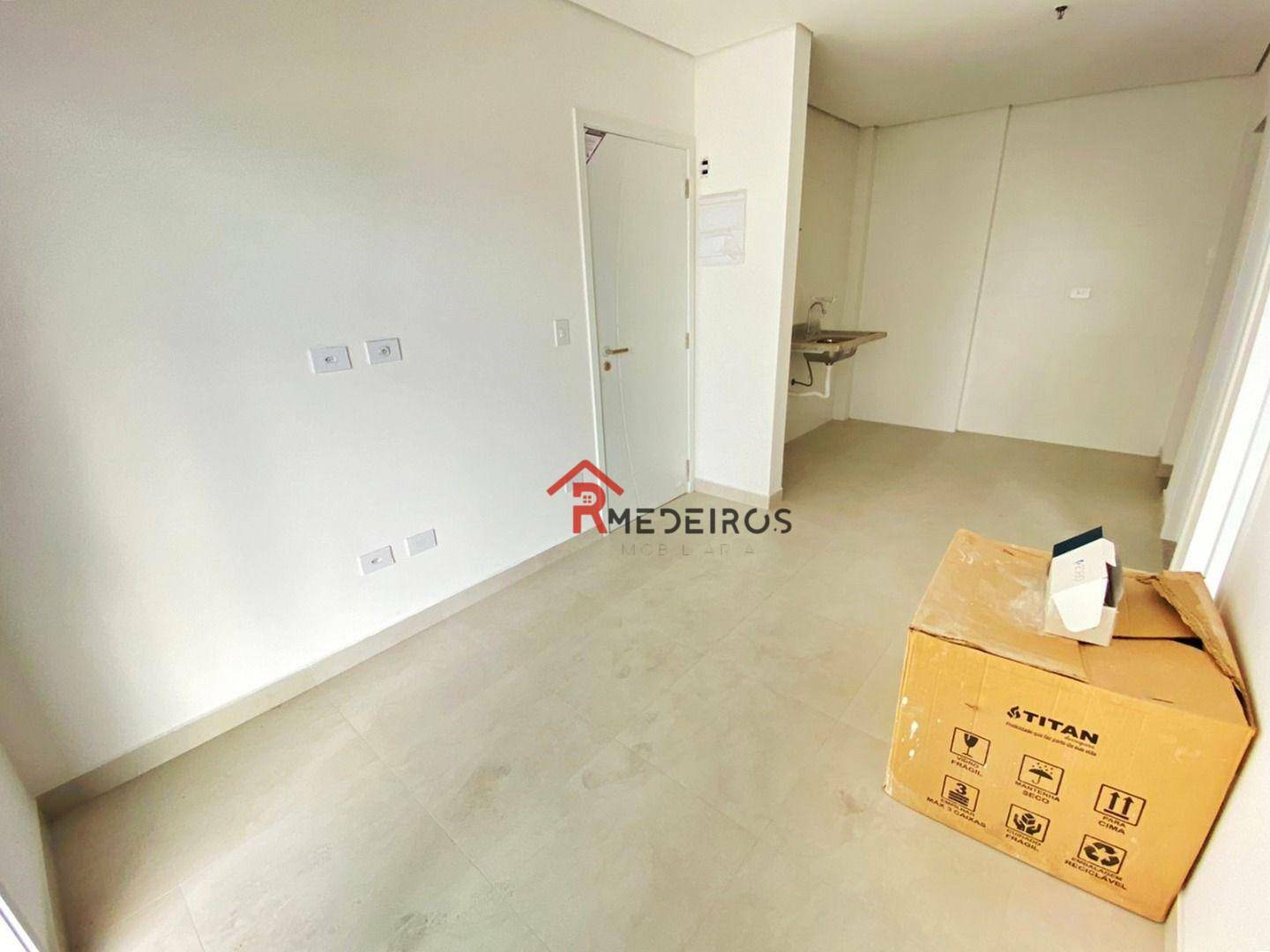 Apartamento à venda com 1 quarto, 40m² - Foto 4