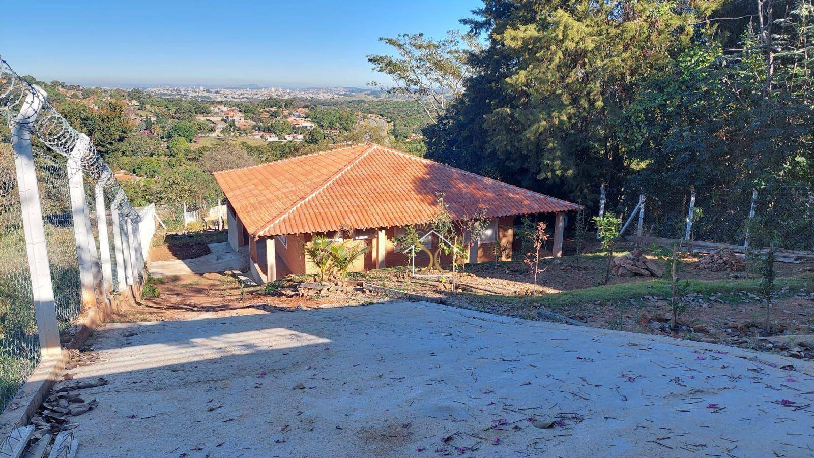 Chácara à venda com 3 quartos, 187m² - Foto 9