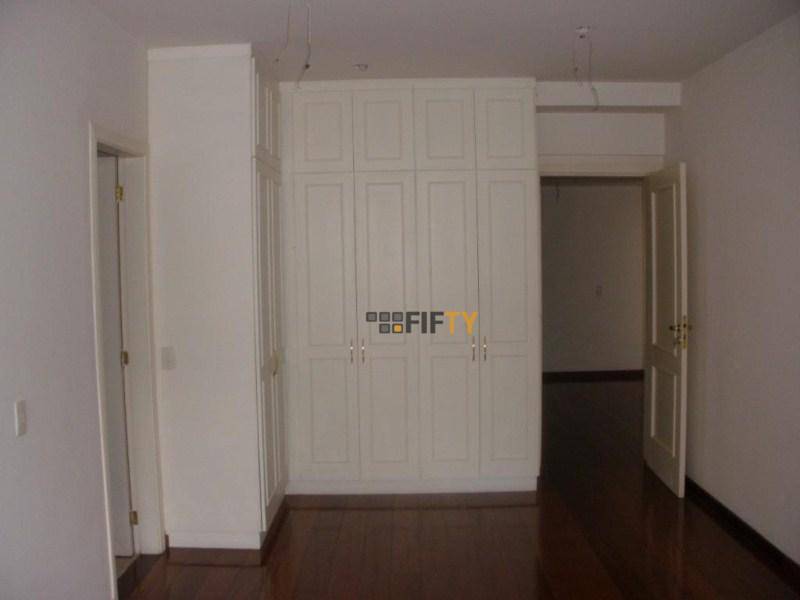 Apartamento para alugar com 4 quartos, 360m² - Foto 8