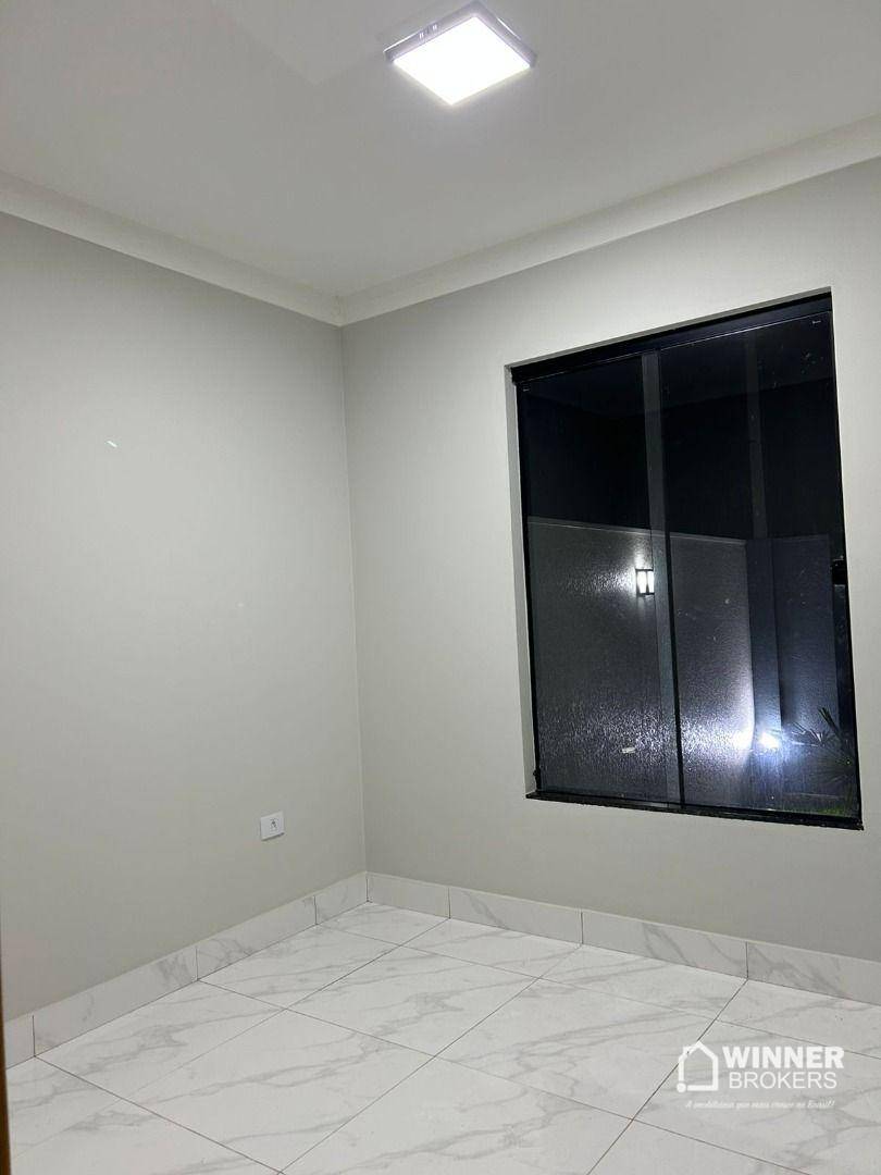 Casa à venda com 3 quartos, 78m² - Foto 8