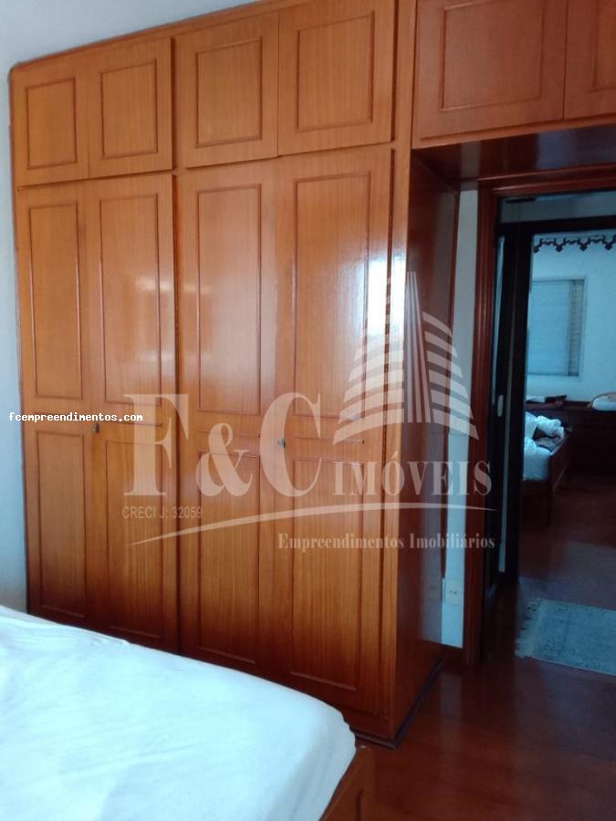 Apartamento à venda com 4 quartos, 220m² - Foto 16